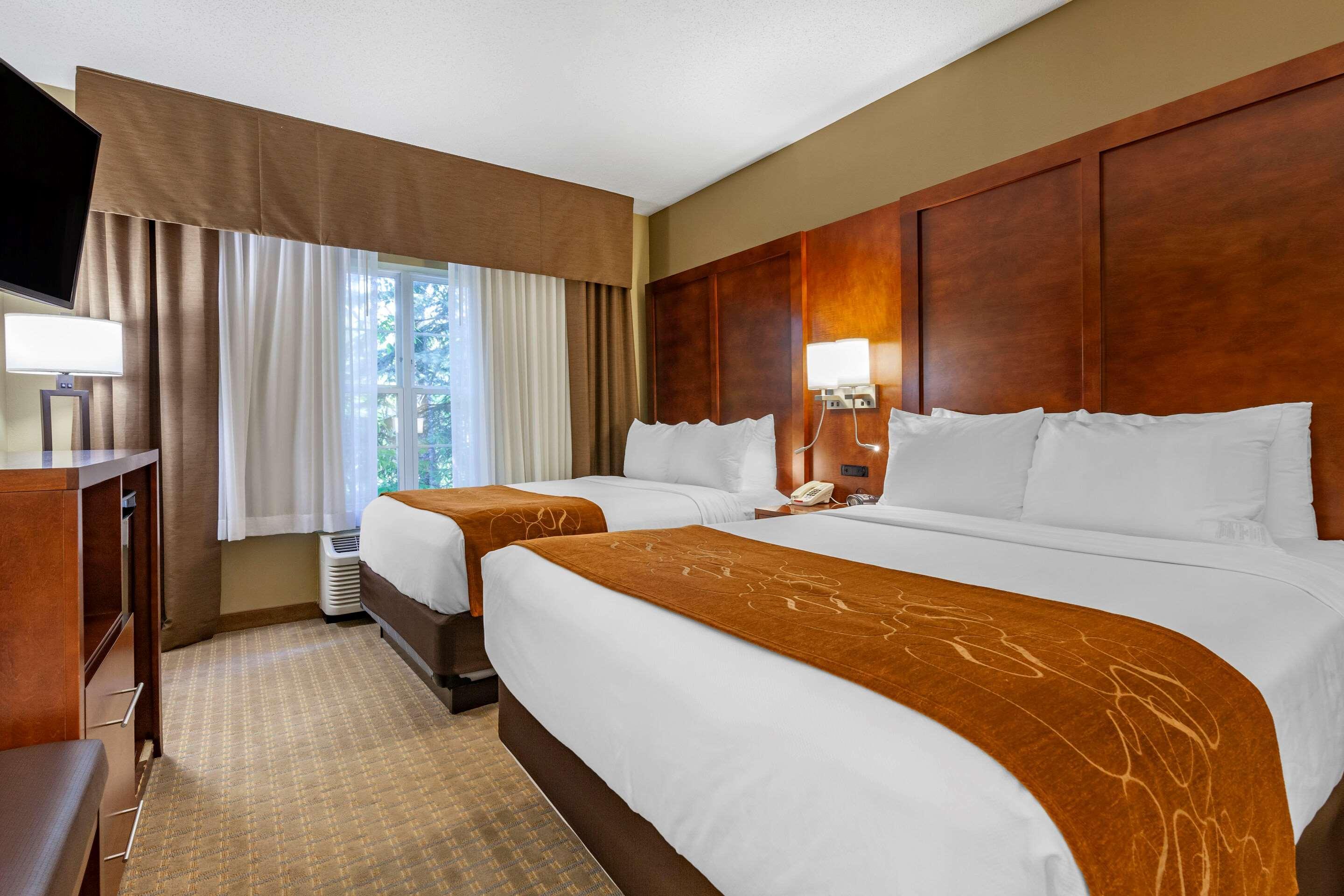 Comfort Suites Маркет Екстер'єр фото
