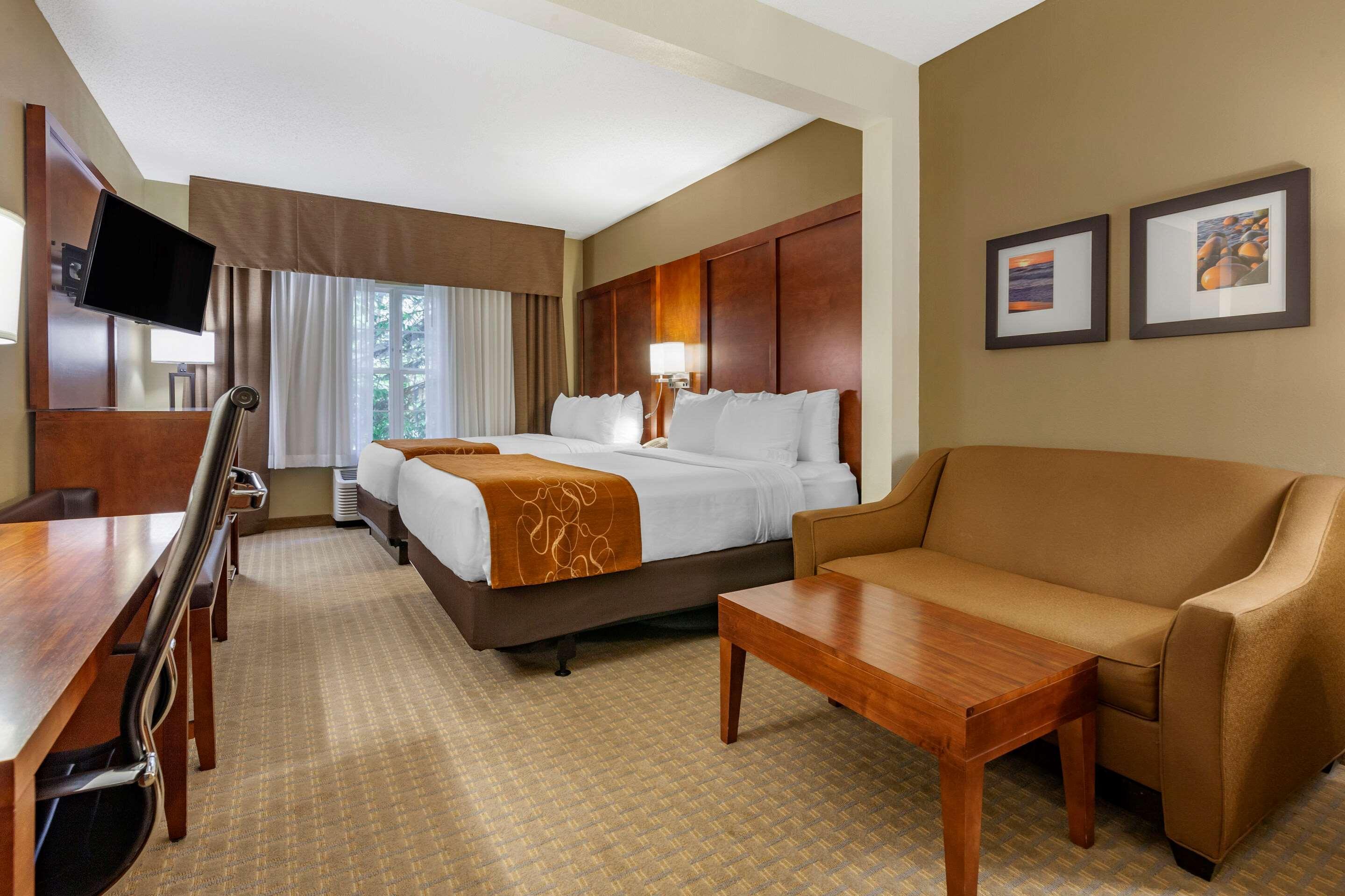 Comfort Suites Маркет Екстер'єр фото